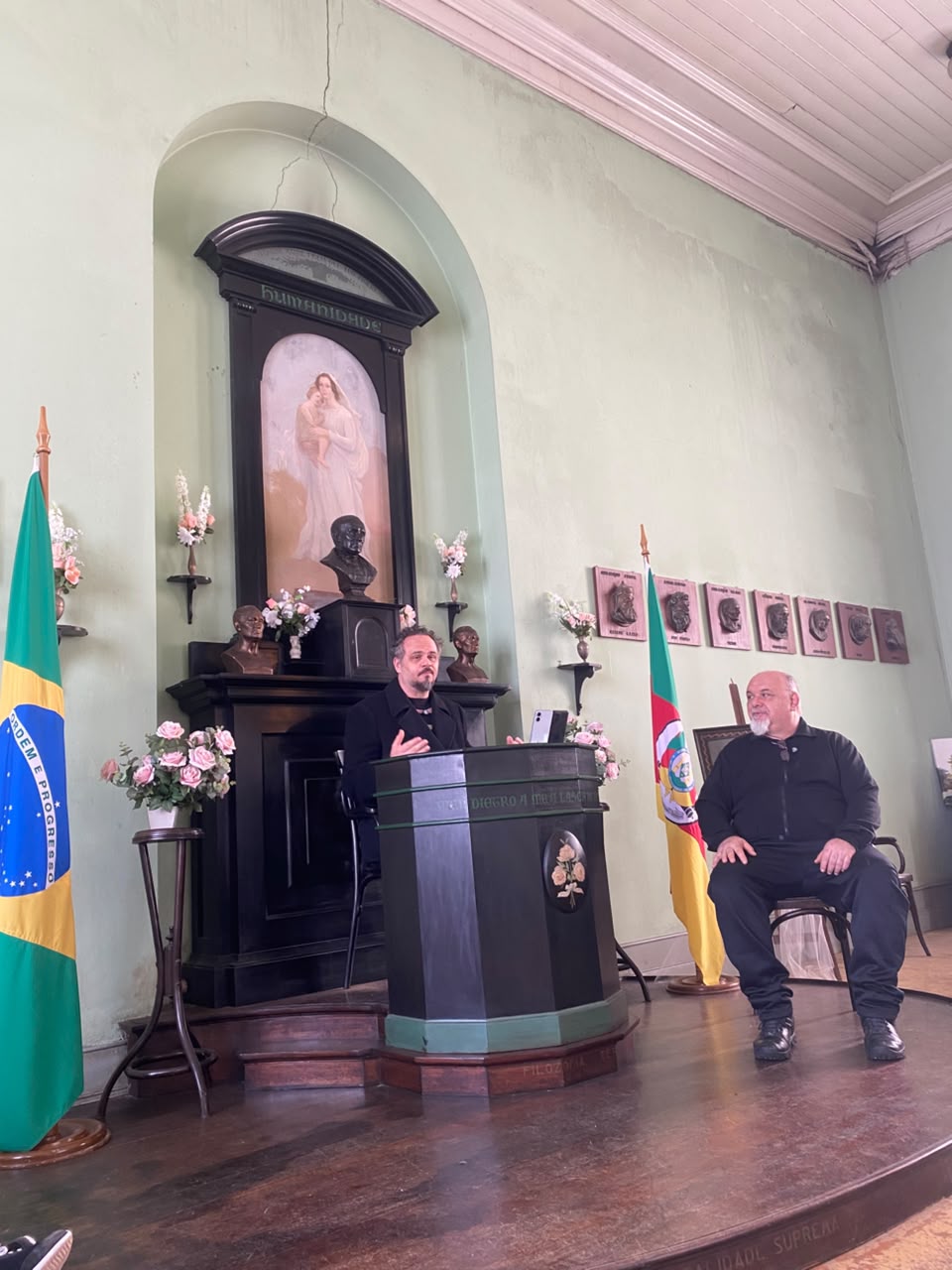 hernandez templo positivista porto alegre